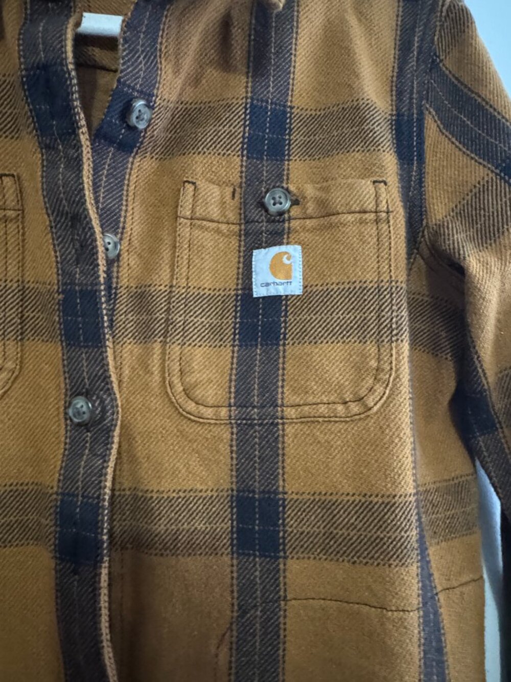 Carhartt Womens Flannel Button Down Loose fit - Picture 4 of 6